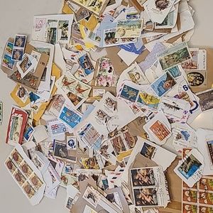 100s Vintage Australian stamps
